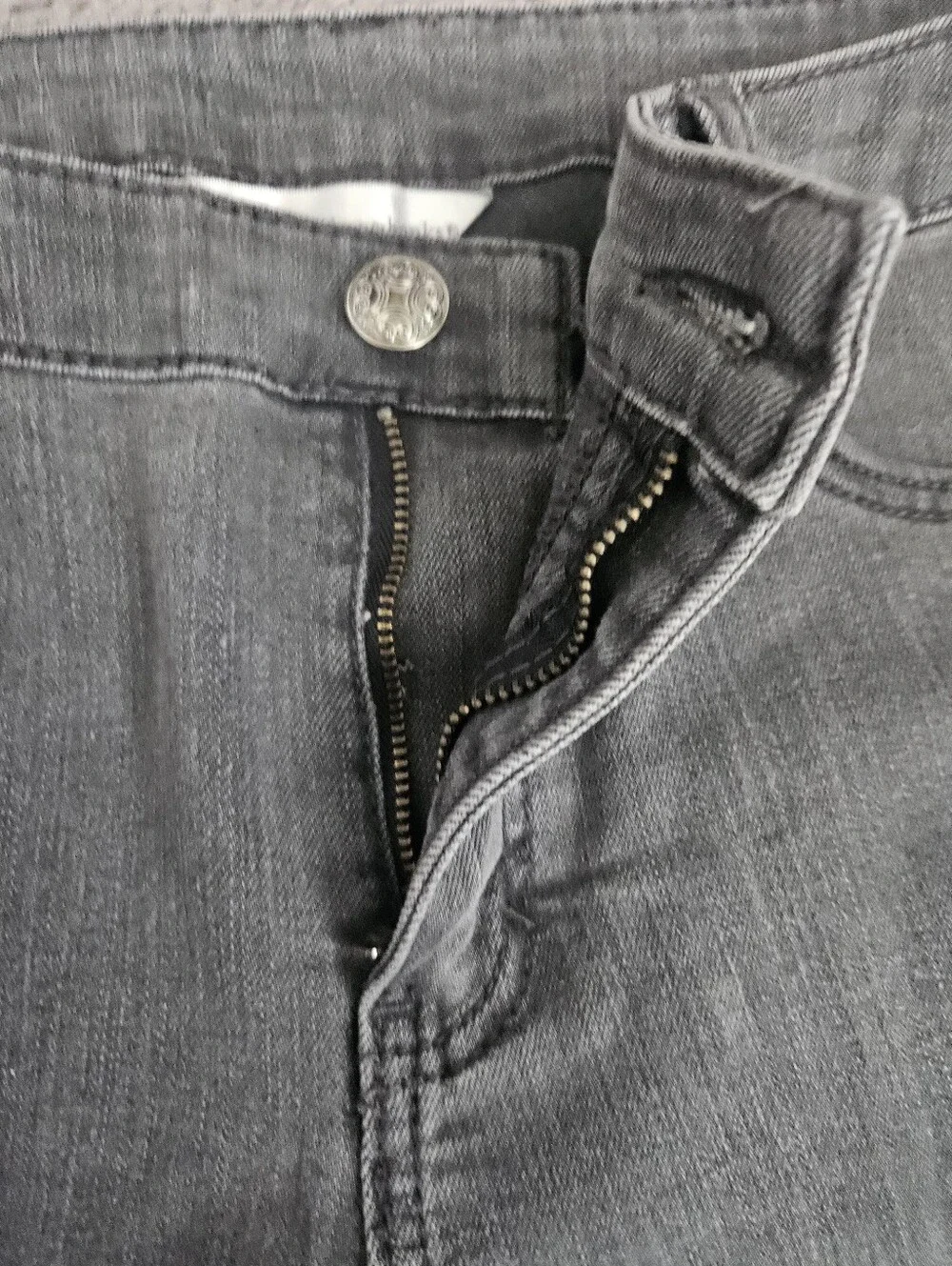 Christopher & Banks Lot Of 2 Women Straight Leg Jeans Sz 8 Casual Mature Classic